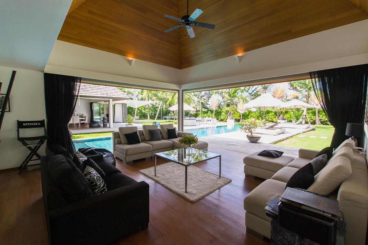 Потрясающая вилла с 4 спальнями и с видом на бассейн в проекте Лаян Хиллс Естейт, на пляже Бангтао/Лагуна