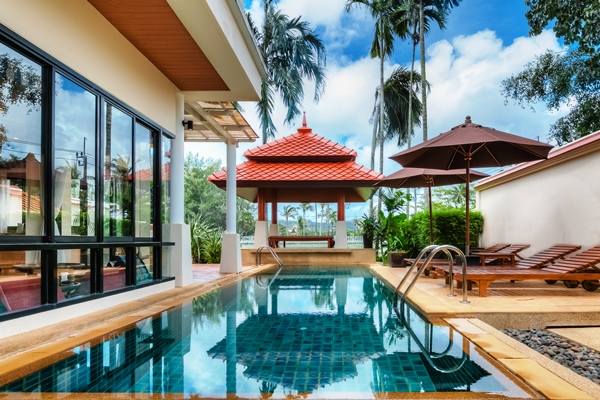 Сногсшибательная вилла с 3 спальнями и с видом на бассейн в проекте Лагуна Линкс, на пляже Бангтао/Лагуна