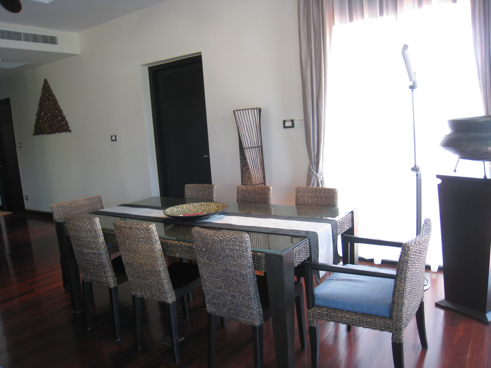 Роскошные апартаменты с 3 спальнями и с видом на сад, не далеко от моря в проекте Маантаван, на пляже Бангтао/Лагуна