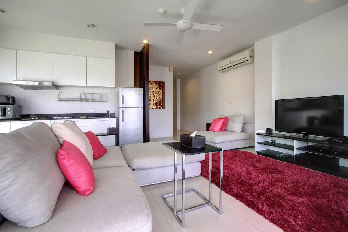 Комфортабельные апартаменты с 2 спальнями и с видом на горы в проекте Сурин Парк, на пляже Сурин