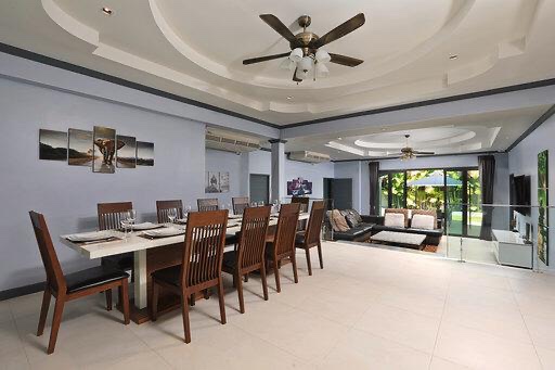 Сногсшибательная вилла с 5 спальнями и с видом на бассейн, на пляже Камала 