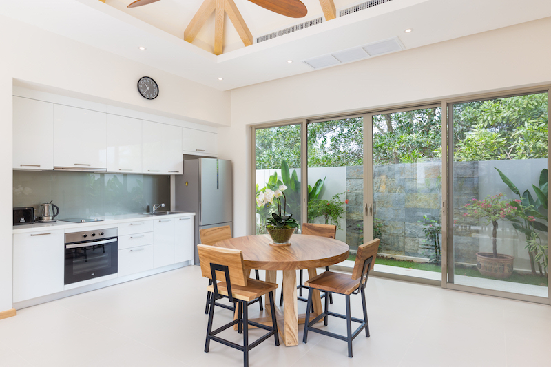 Роскошная вилла с 3 спальнями и с видом на бассейн в проекте Тричада, на пляже Бангтао/Лагуна