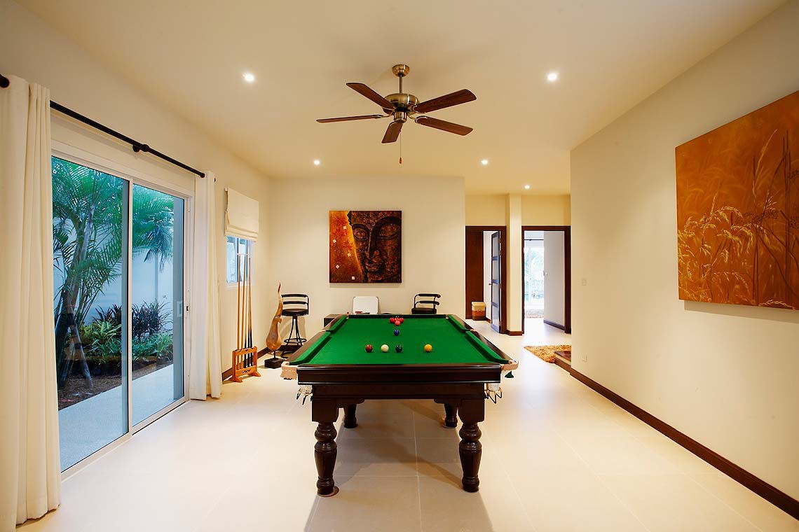 Восхитительная вилла с 7 спальнями и с видом на бассейн в проекте Зе Виллас, на пляже Найхарн