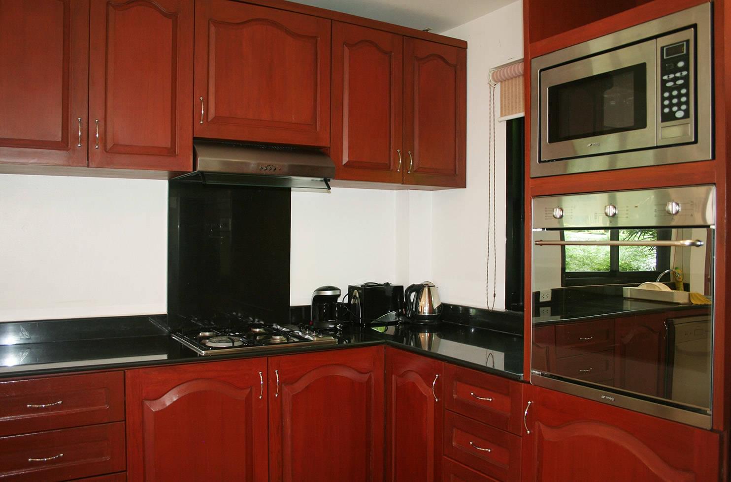 Роскошная вилла с 3 спальнями и с видом на бассейн в проекте Интира Виллас, на пляже Равай