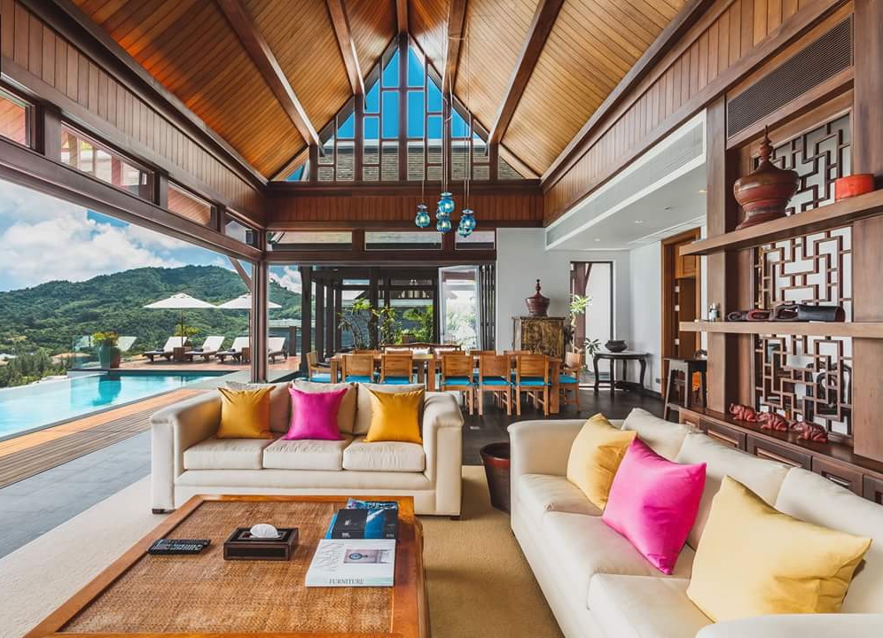 Модная вилла премиум класса с 5 спальнями и с видом на море в проекте Малайвана, на пляже Найтон