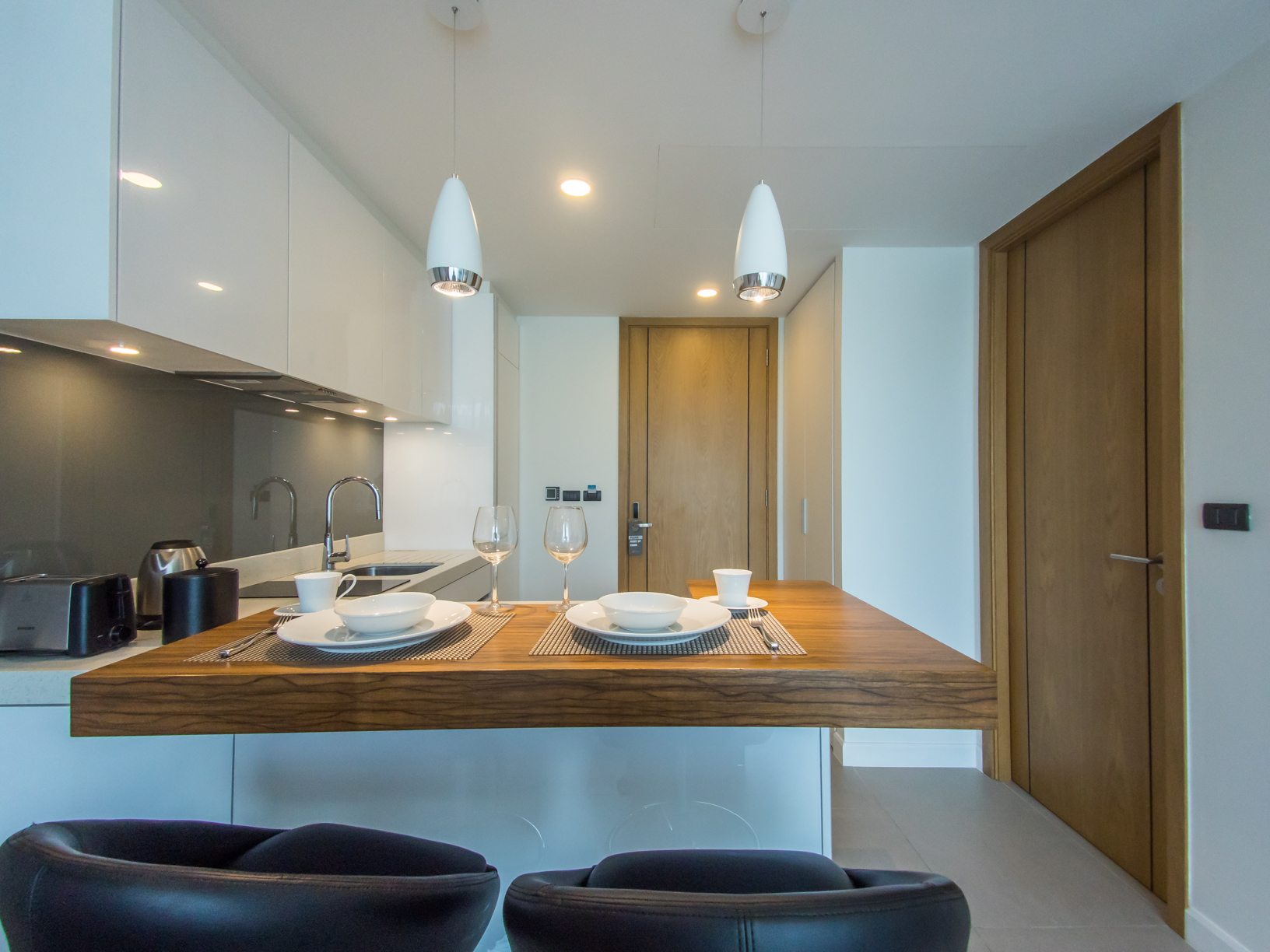 Потрясающие апартаменты с 1 спальней и с видом на город, на пляже Бангтао/Лагуна