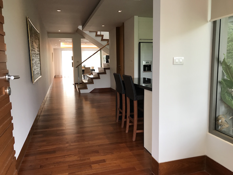 Прекрасные апартаменты с 3 спальнями и с видом на бассейн, не далеко от моря в проекте Перл оф Найтон, на пляже Найтон (+ Видео обзор)