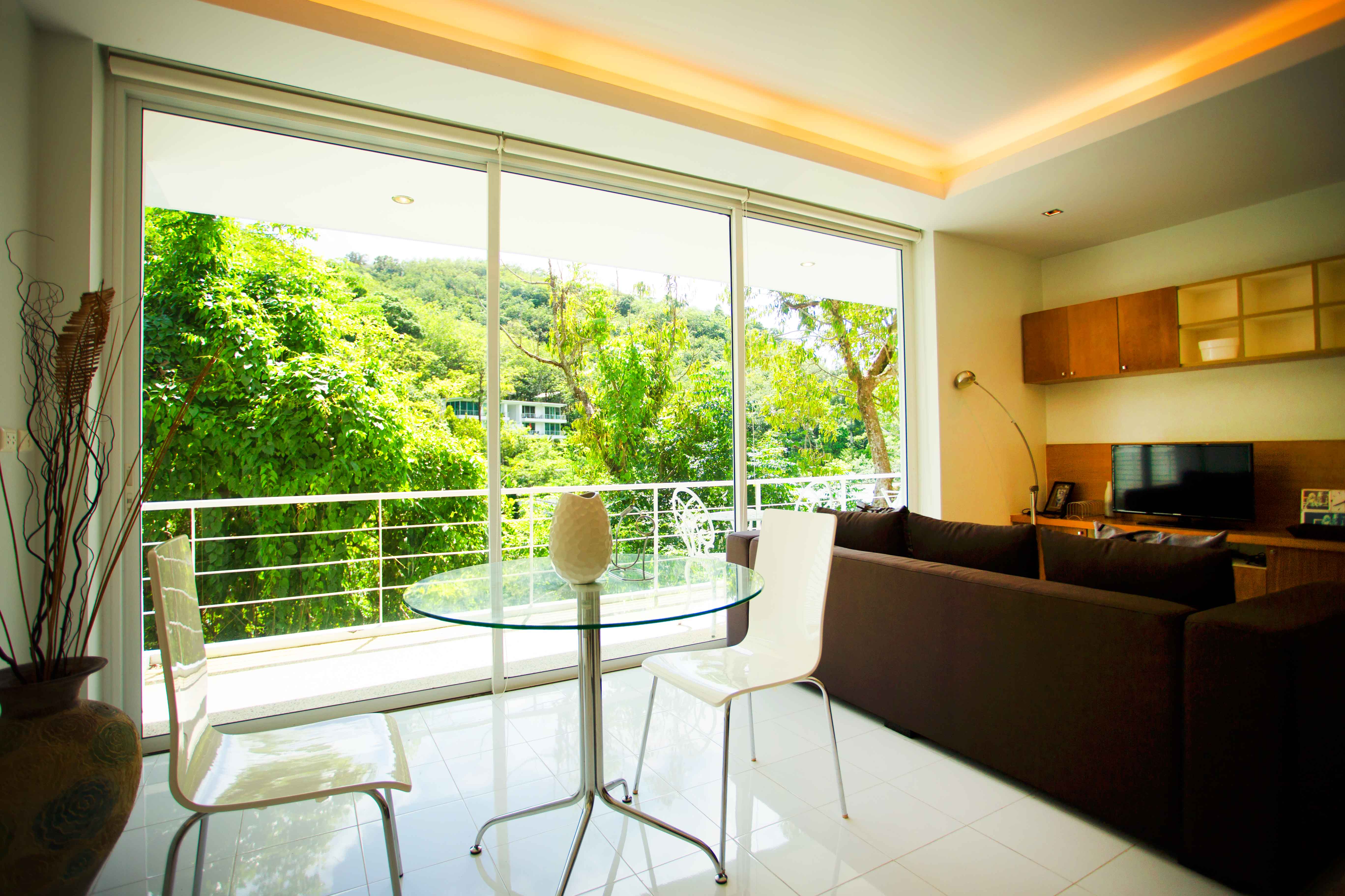 Шикарные апартаменты с 1 спальней и с видом на горы в проекте Зе Tрис резиденс, на пляже Камала 