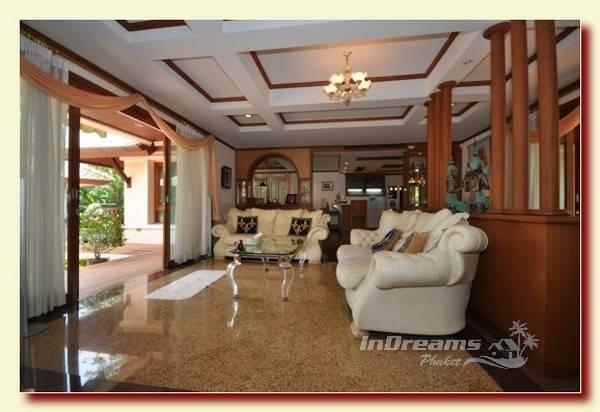 Комфортабельная вилла с 4 спальнями и с видом на бассейн в проекте Лагуна Хомс, на пляже Бангтао/Лагуна (+ Видео обзор)