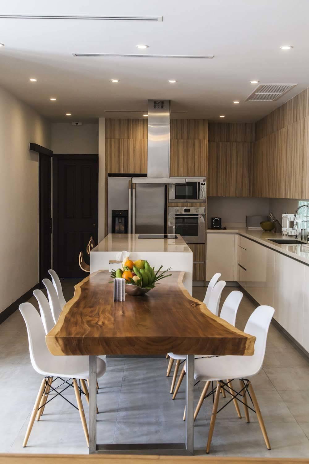 Модная вилла с 5 спальнями и с видом на бассейн в проекте Сайтан, на пляже Бангтао/Лагуна (+ Видео обзор)