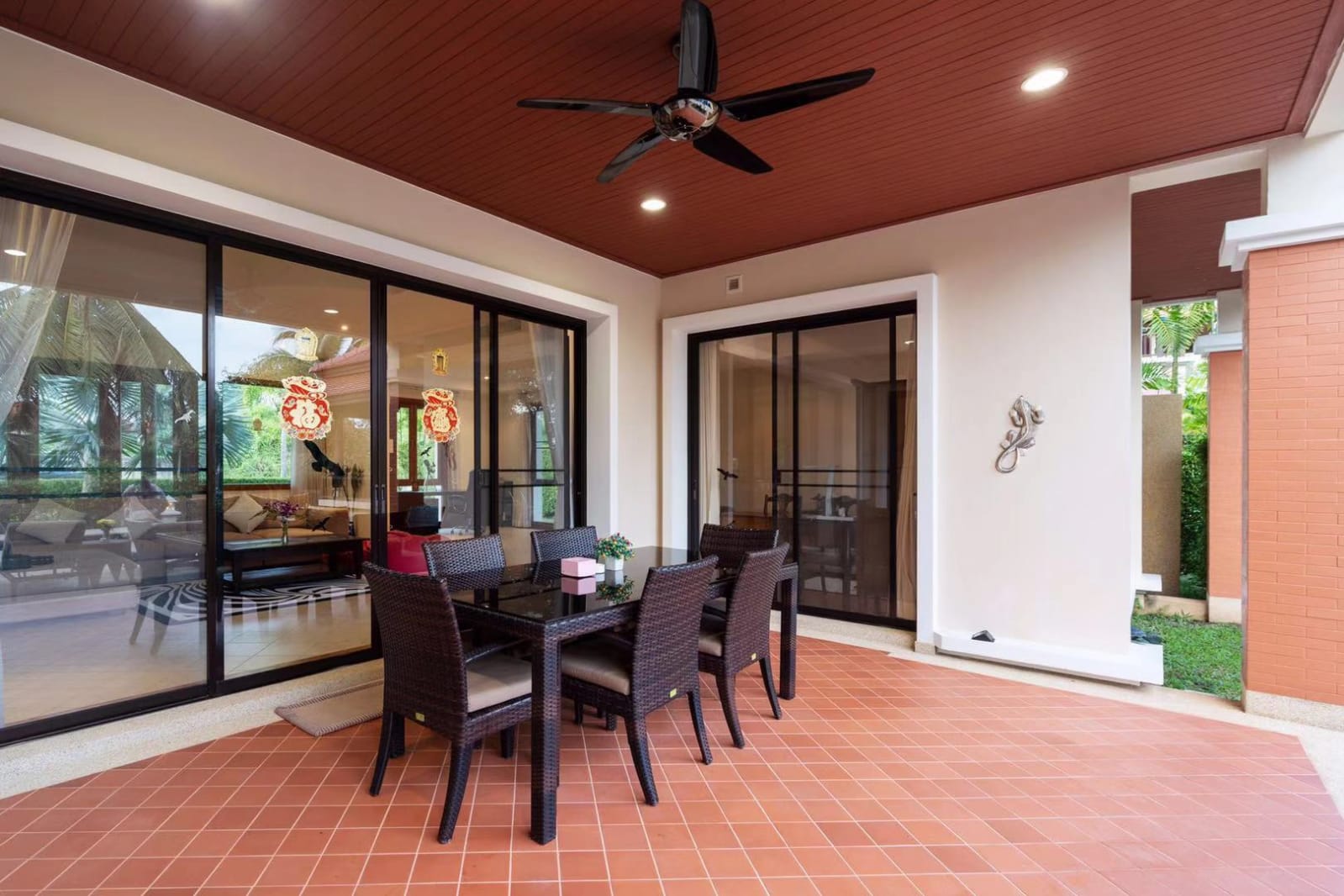 Property image - gallery 11