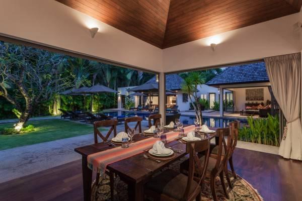 Комфортабельная вилла с 4 спальнями и с видом на бассейн в проекте Лаян Эстейт, на пляже Лаян 