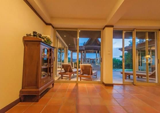 Шикарная вилла с 3 спальнями и с видом на море в проекте Катаманда, на пляже Ката