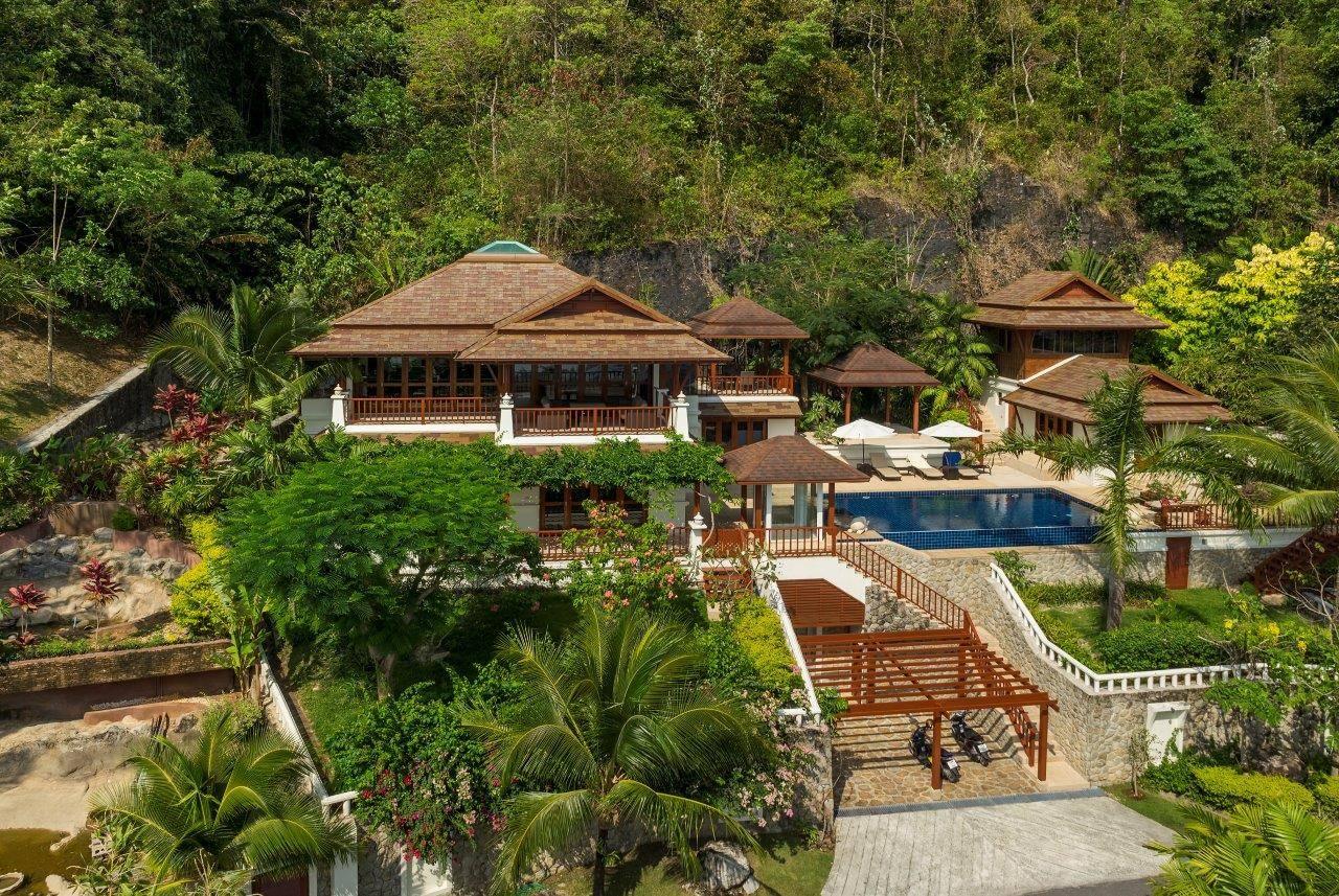 Превосходная вилла премиум класса с 4 спальнями и с видом на море, на пляже Патонг 