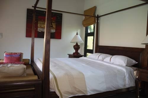 Модная вилла с 3 спальнями и с видом на бассейн в проекте Кокянг, на пляже Найхарн