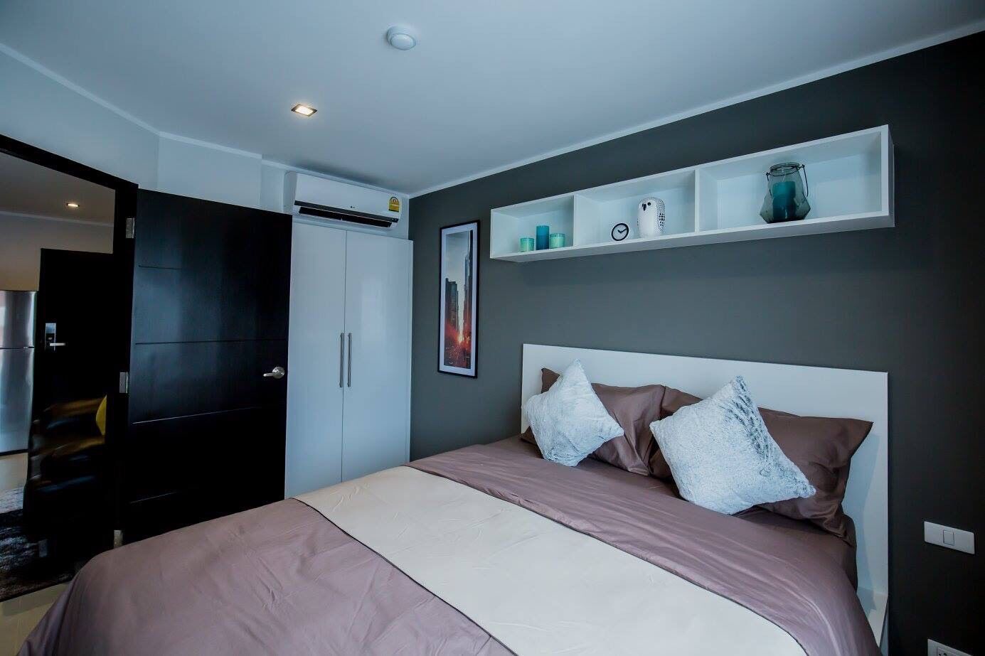 Удобные апартаменты с 1 спальней и с видом на горы, на пляже Чалонг