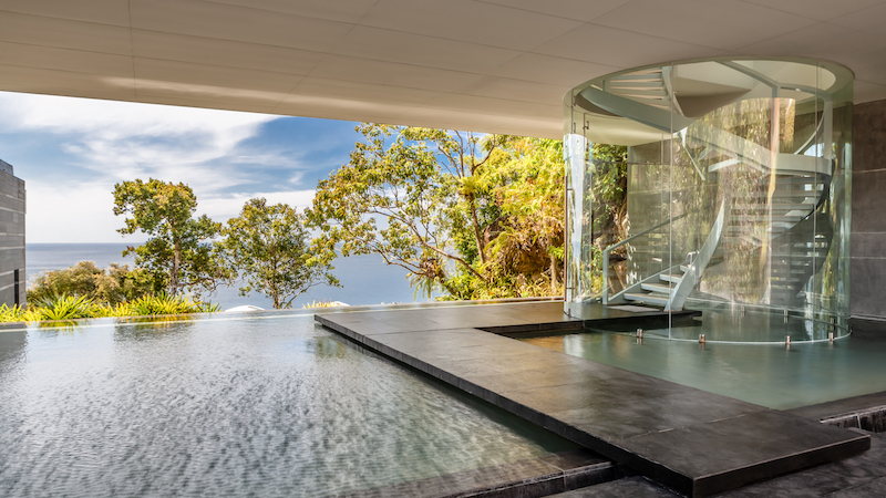 Великолепная вилла премиум класса с 4 спальнями и с видом на море, на пляже Камала 