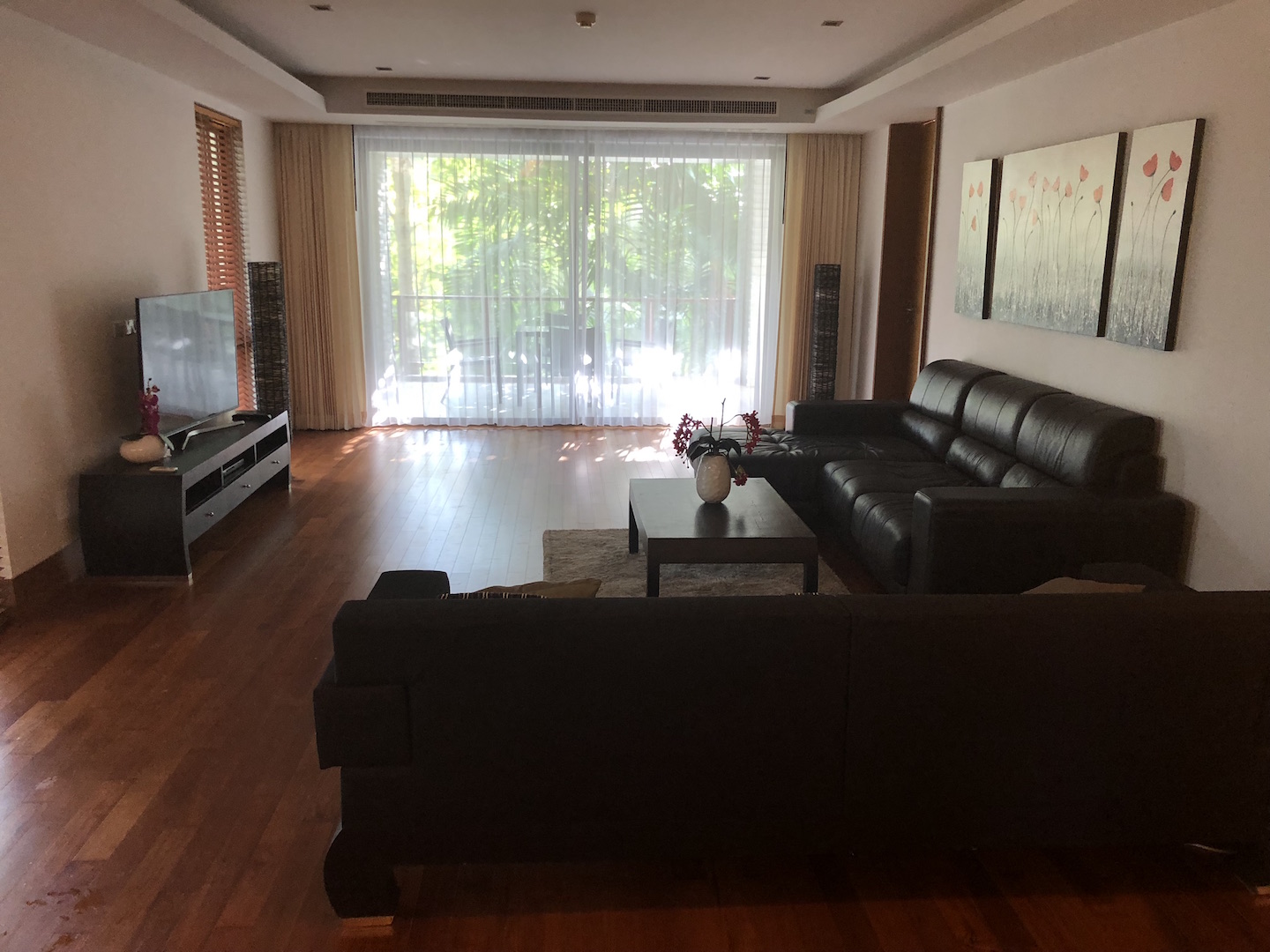 Cтильные апартаменты с 3 спальнями и с видом на бассейн, не далеко от моря в проекте Перл оф Найтон, на пляже Найтон