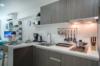 Cтильные апартаменты студия и с видом на город в проекте Ката Озон, на пляже Ката