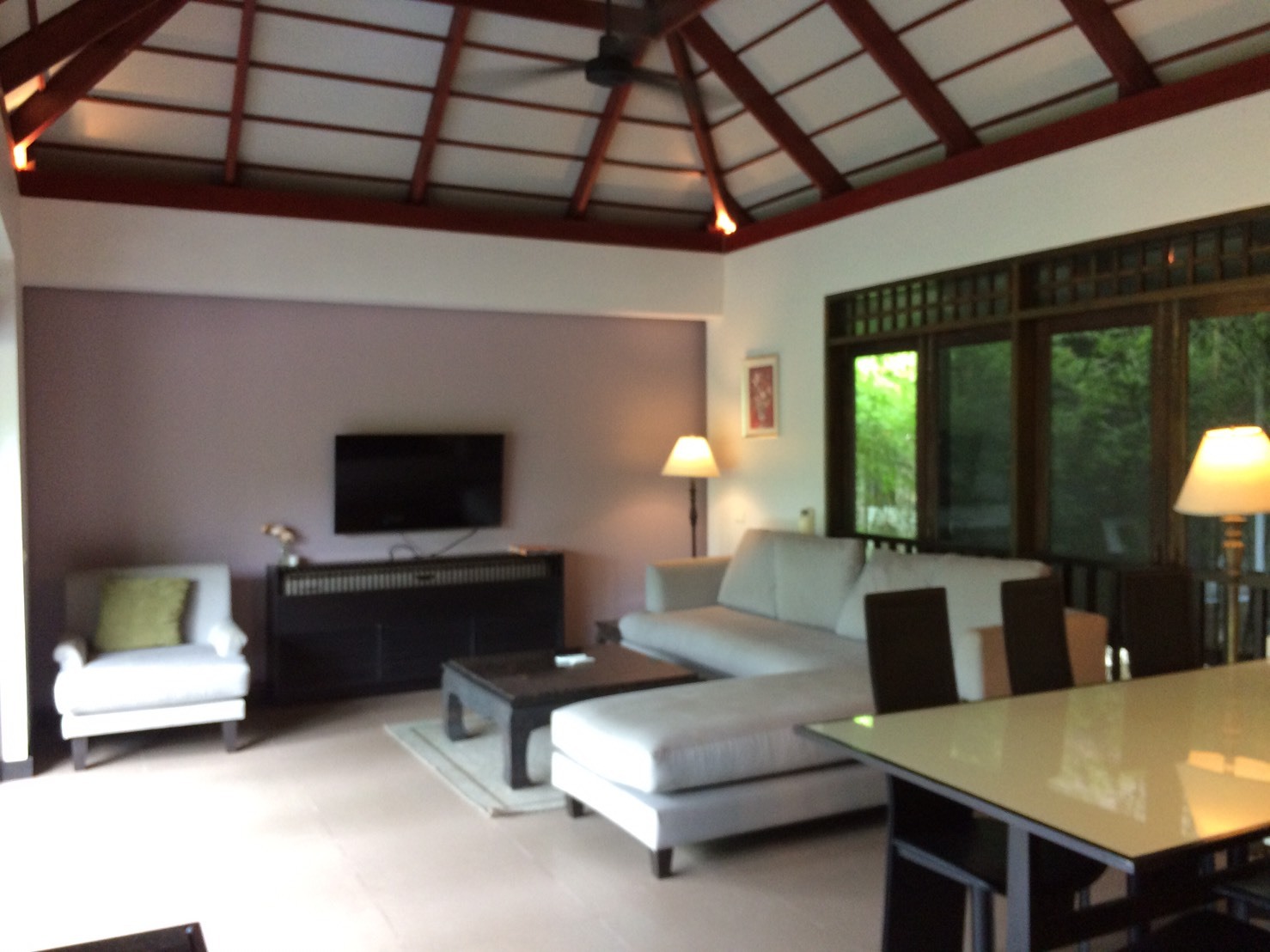 Сказочная вилла с 3 спальнями и с видом на бассейн в проекте Пхурисала, на пляже Бангтао/Лагуна