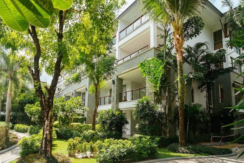 Роскошные апартаменты с 2 спальнями и с видом на бассейн, не далеко от моря в проекте Перл оф Найтон, на пляже Найтон