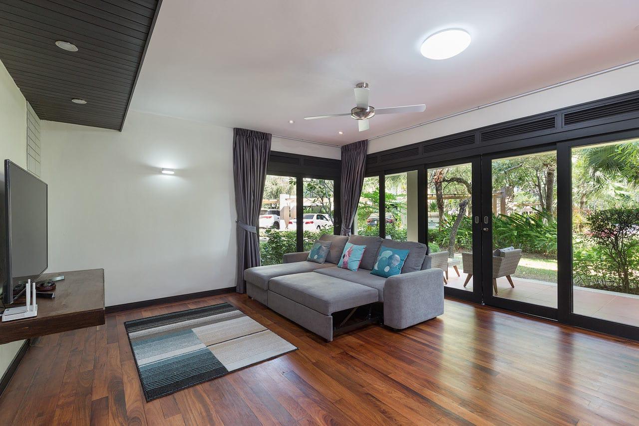 Восхитительные апартаменты с 3 спальнями и с видом на сад, не далеко от моря в проекте Чом Таван, на пляже Бангтао/Лагуна