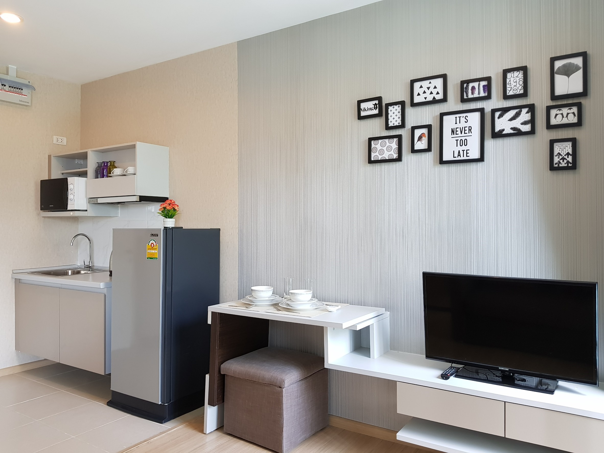 Восхитительные апартаменты с 1 спальней и с видом на город в проекте Зескейп 1 Кондоминиум, на пляже Бангтао/Лагуна