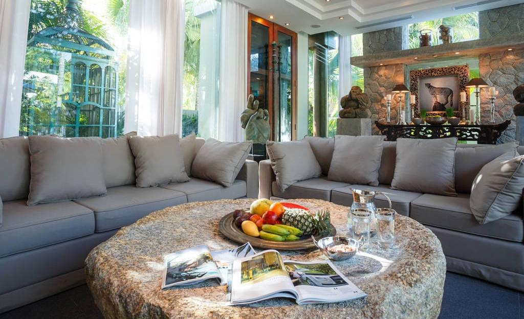 Удобная вилла с 4 спальнями и с видом на бассейн в проекте Сурин Спрингс, на пляже Сурин (+ Видео обзор)