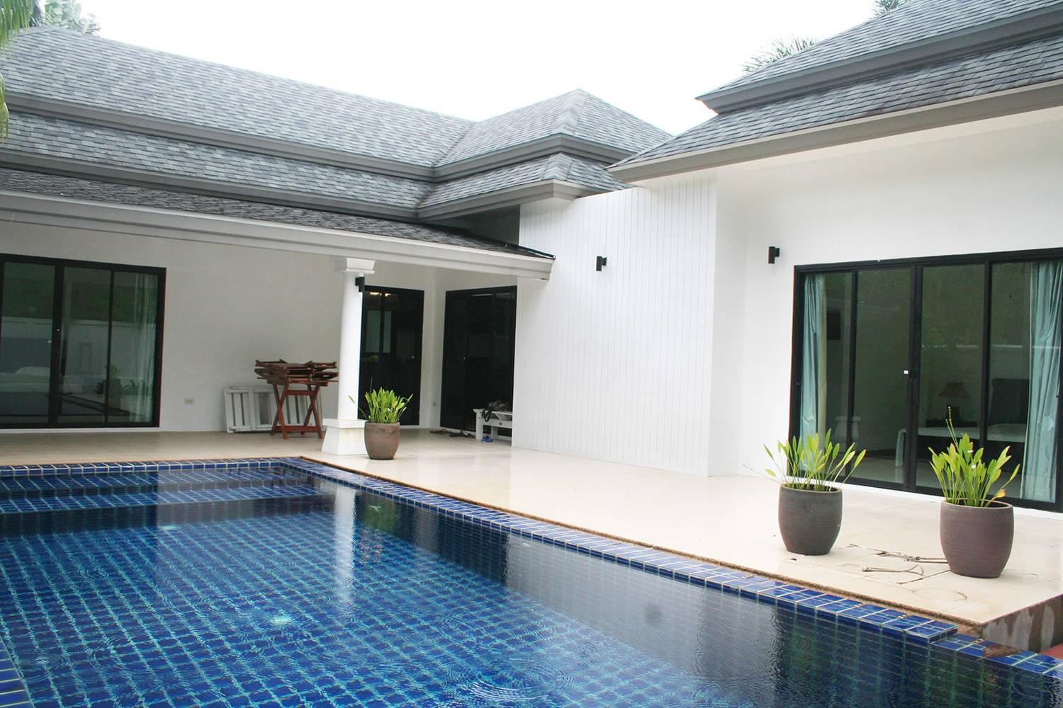 Роскошная вилла с 3 спальнями и с видом на бассейн в проекте Интира Виллас, на пляже Равай