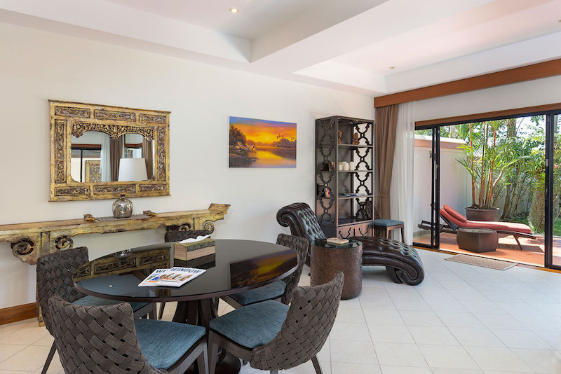 Сногсшибательная вилла с 4 спальнями и с видом на бассейн в проекте Ангсана Виллас Резорт, на пляже Бангтао/Лагуна (+ Видео обзор)