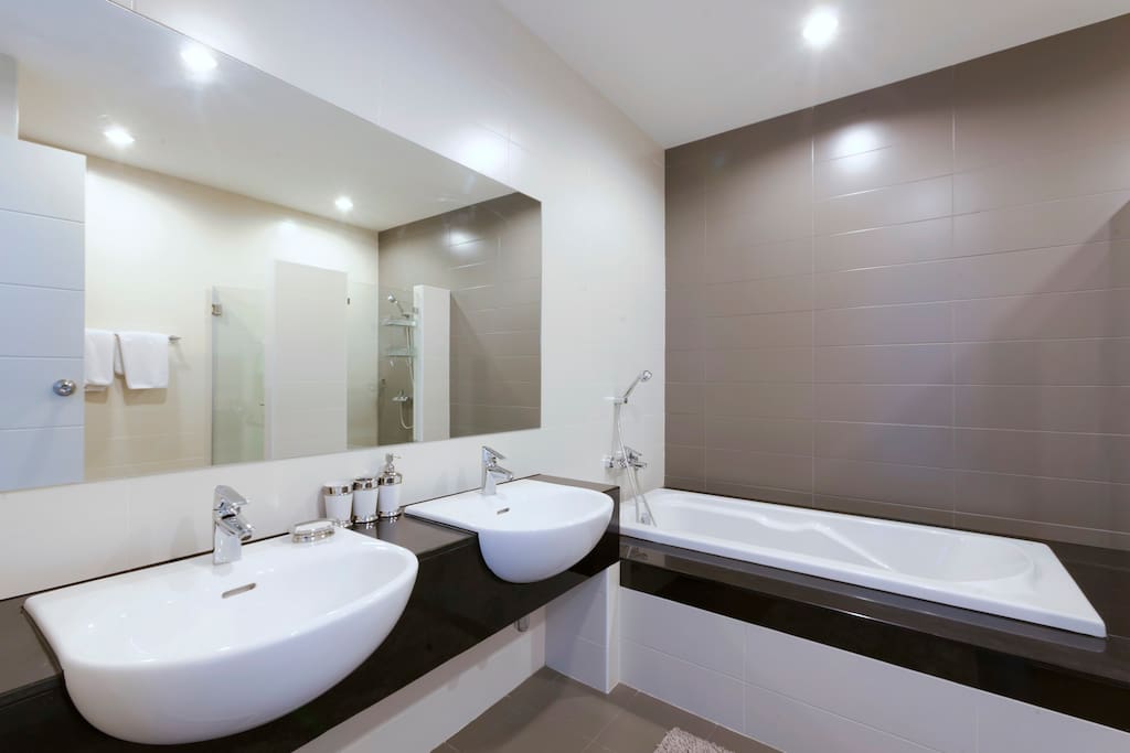 Property image - gallery 9