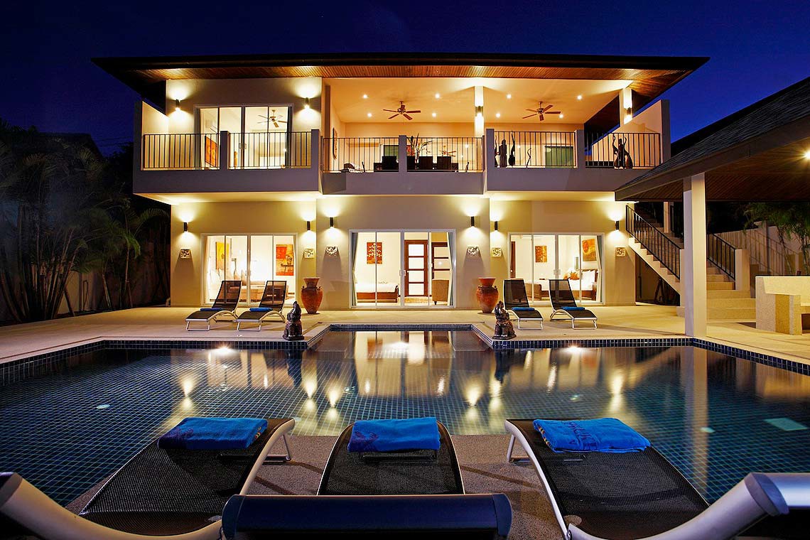 Восхитительная вилла с 7 спальнями и с видом на бассейн в проекте Зе Виллас, на пляже Найхарн