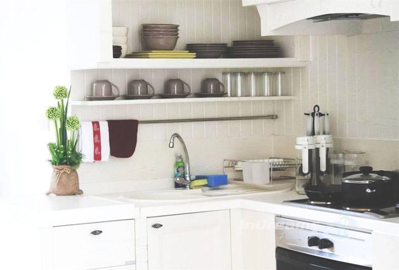 Комфортабельная вилла с 2 спальнями и с видом на сад в проекте Мед Вилладж, на пляже Равай