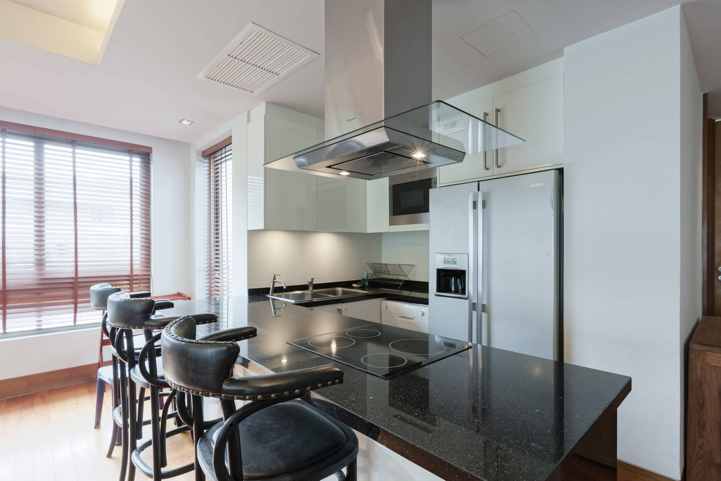 Потрясающий пентхауз с 4 спальнями и с видом на море в проекте Перл оф Найтон, на пляже Найтон (+ Видео обзор)