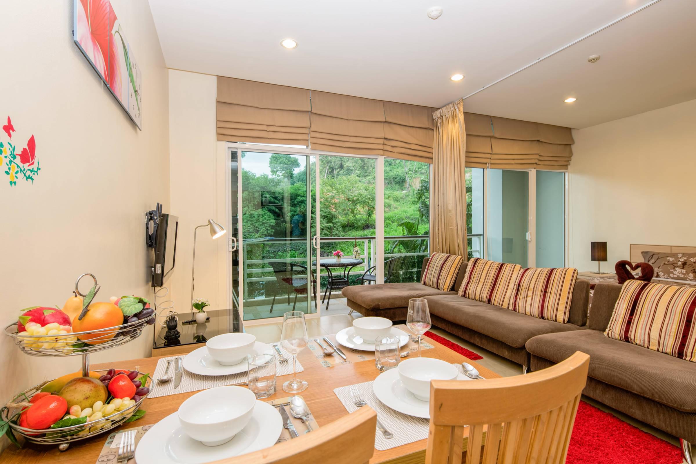 Превосходные апартаменты с 1 спальней и с видом на город в проекте Карон Хилл, на пляже Карон