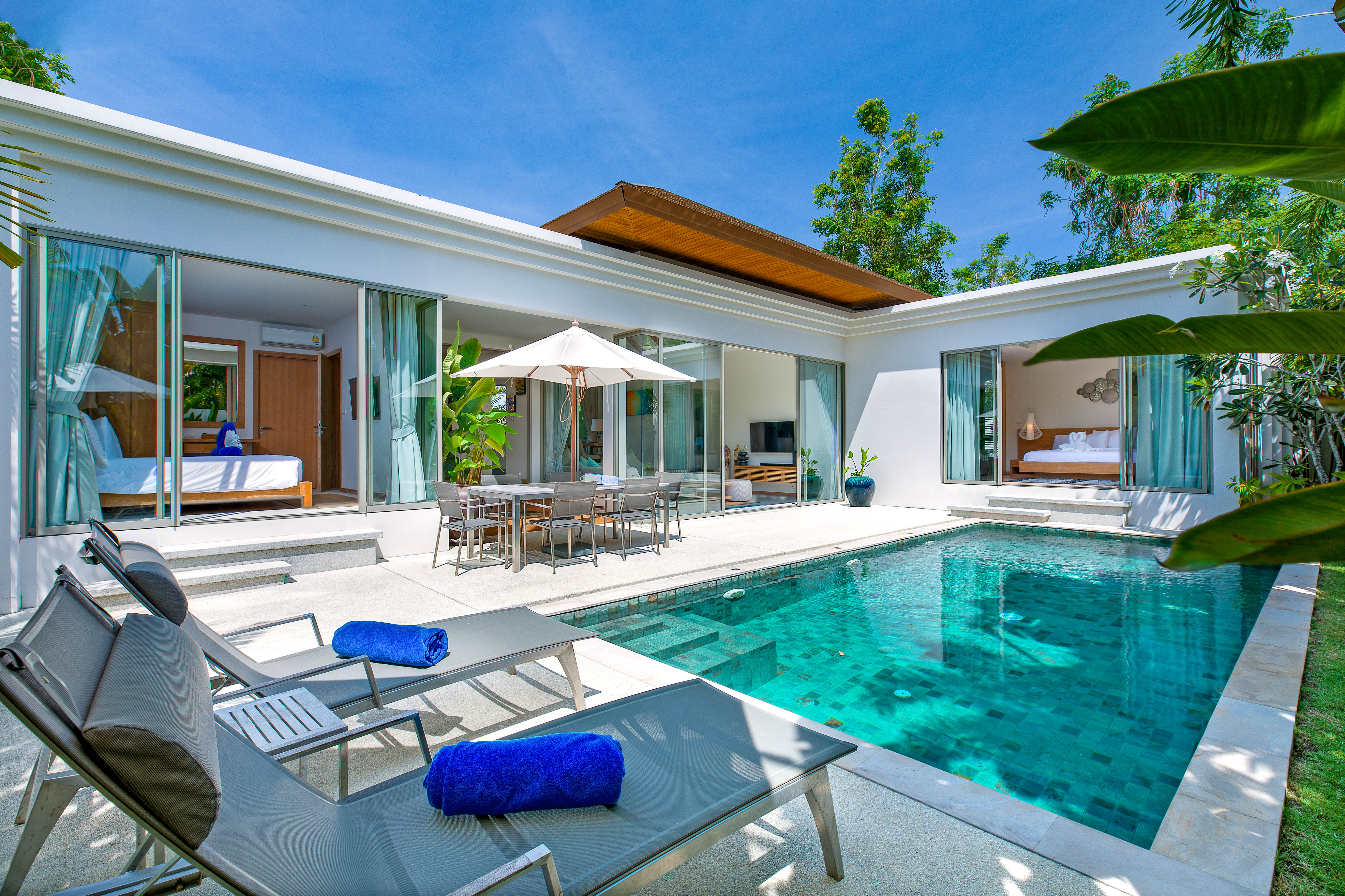 Сногсшибательная вилла с 3 спальнями и с видом на бассейн в проекте Тричада, на пляже Бангтао/Лагуна