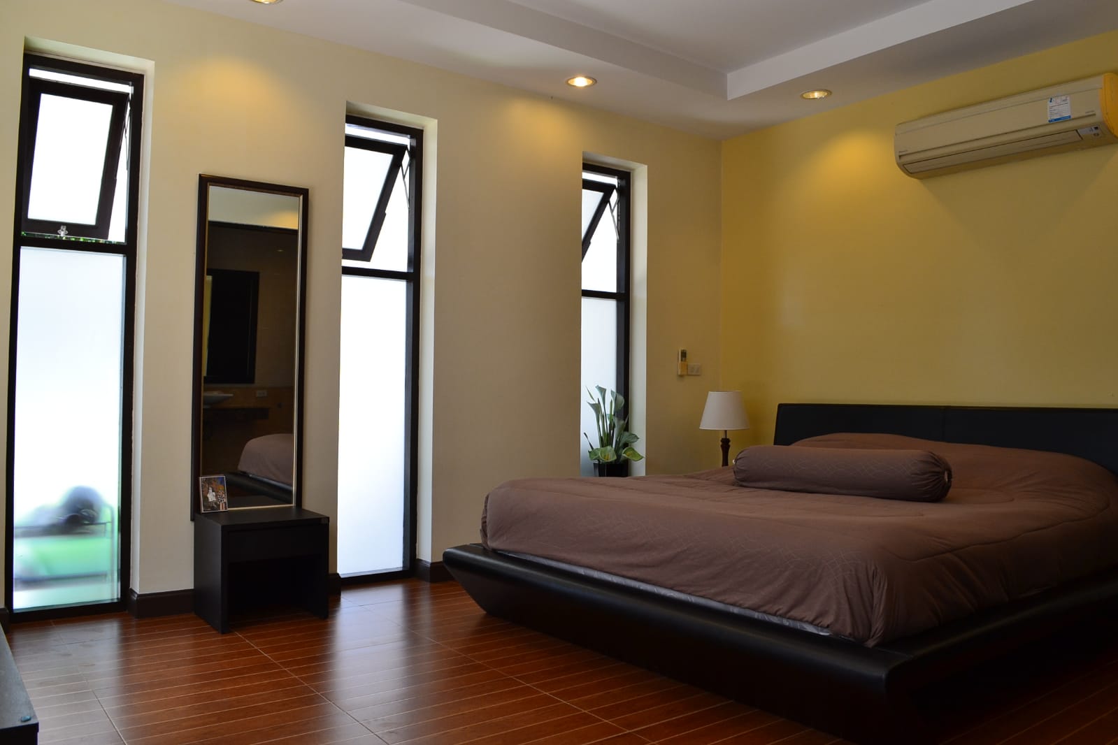 Property image - gallery 8