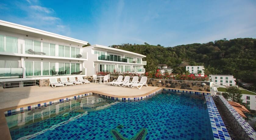 Прекрасные апартаменты с 1 спальней и с видом на город в проекте Ката Оушен Вью, на пляже Ката