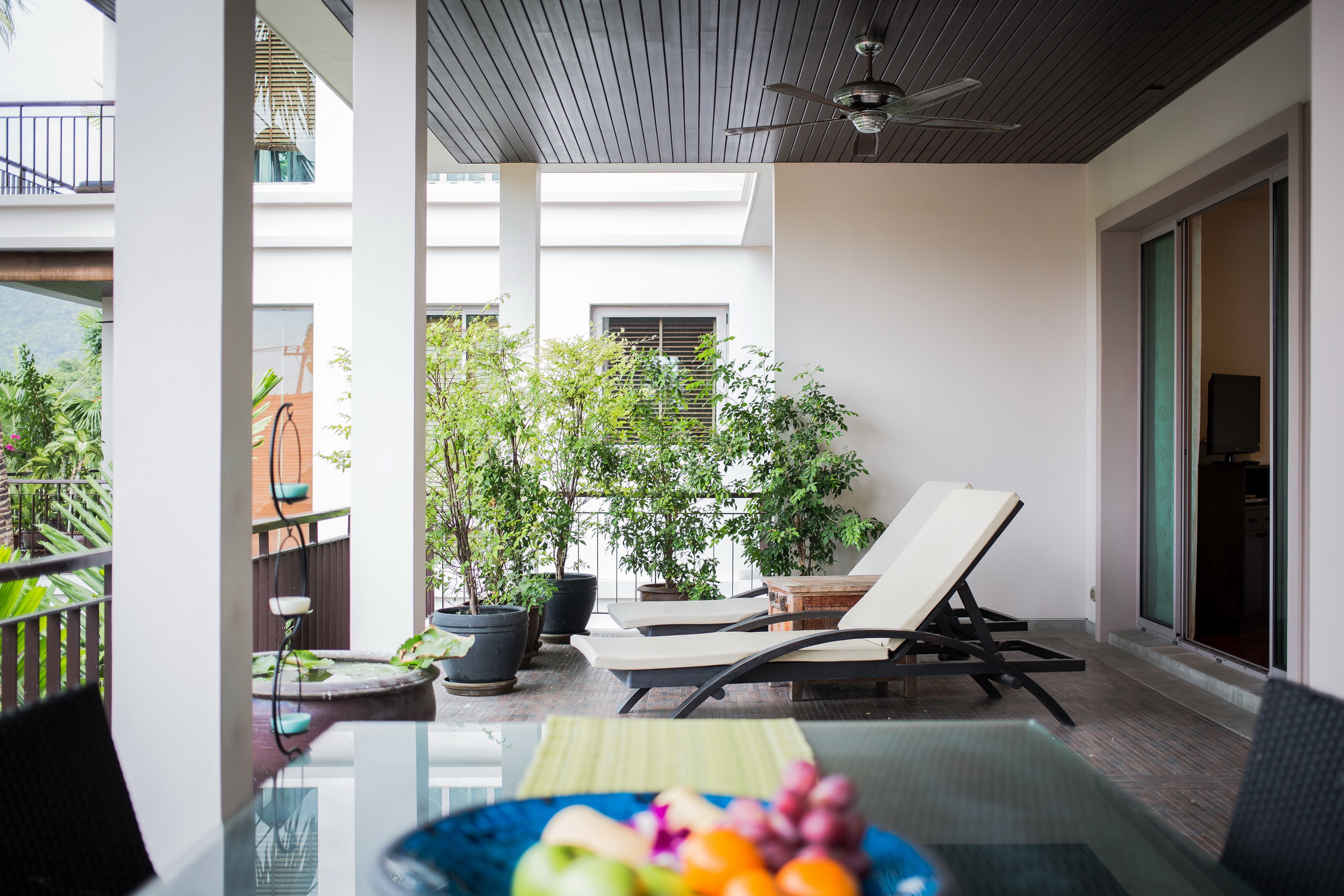 Шикарные апартаменты с 2 спальнями и с видом на бассейн, не далеко от моря в проекте Ката Гарденс, на пляже Ката