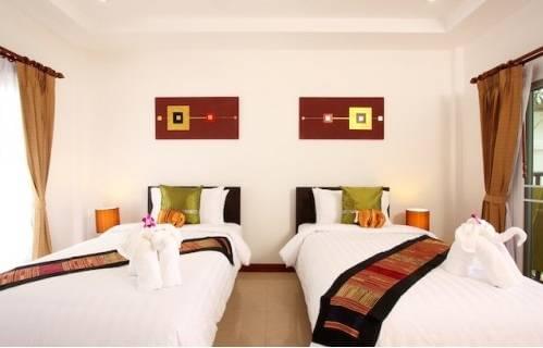 Восхитительная вилла с 4 спальнями и с видом на сад в проекте Тамаринд Вилла, на пляже Чалонг