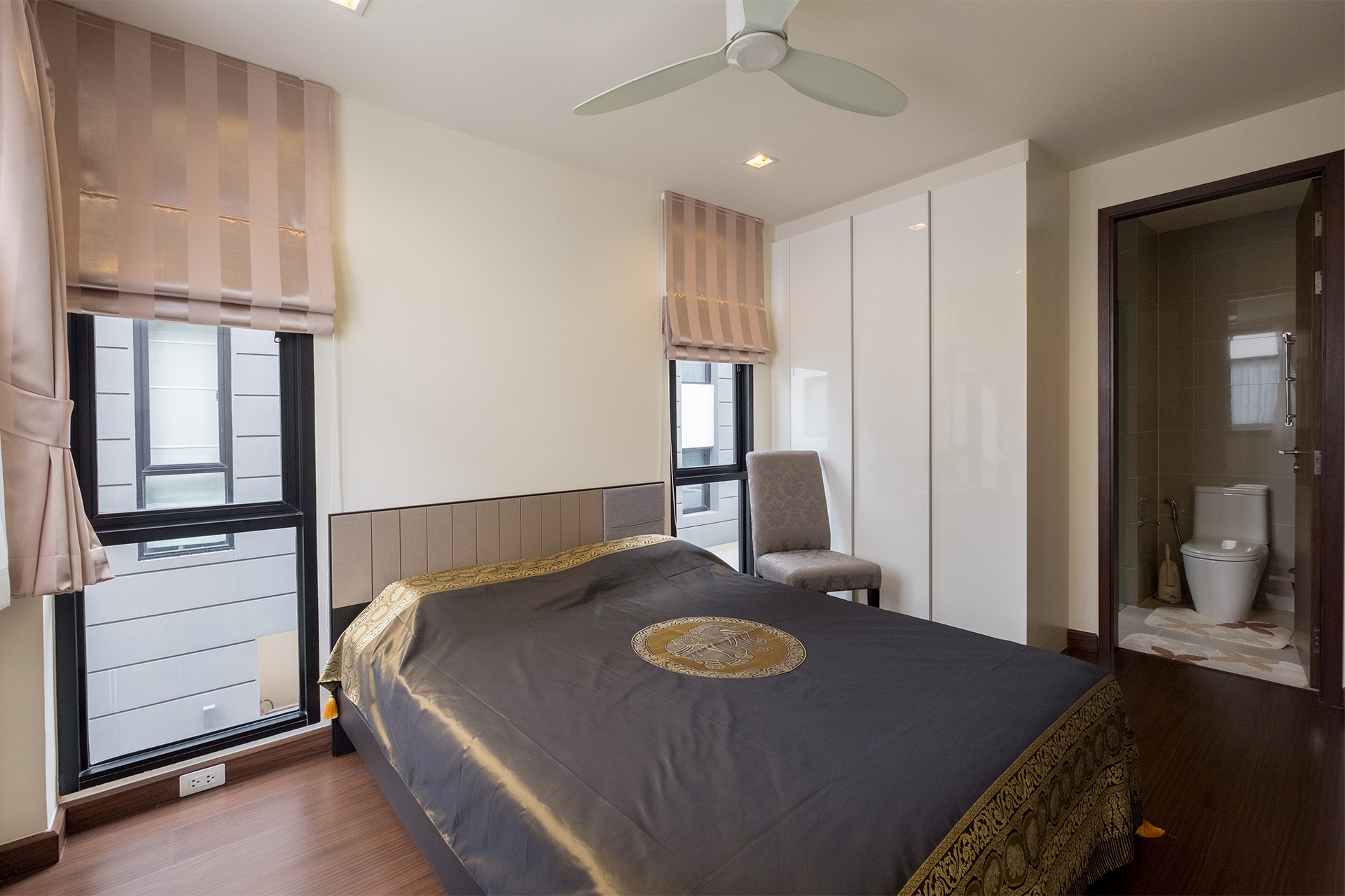 Property image - gallery 28