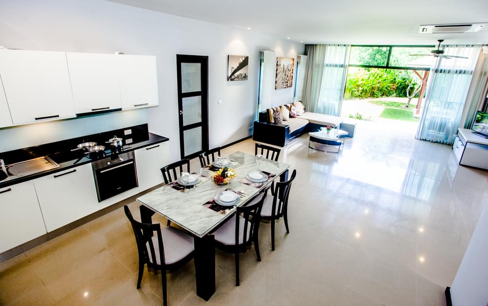 Превосходная вилла с 3 спальнями и с видом на бассейн в проекте Оникс, на пляже Найхарн