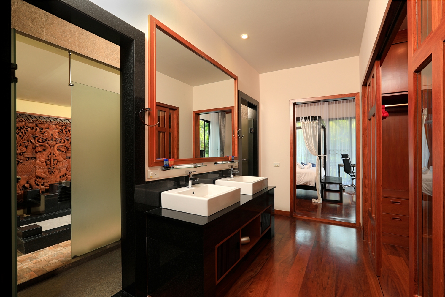 Property image - gallery 38