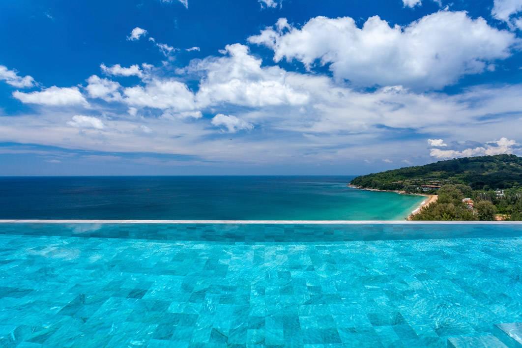 Шикарная вилла премиум класса с 5 спальнями и с видом на море в проекте Малайвана, на пляже Найтон