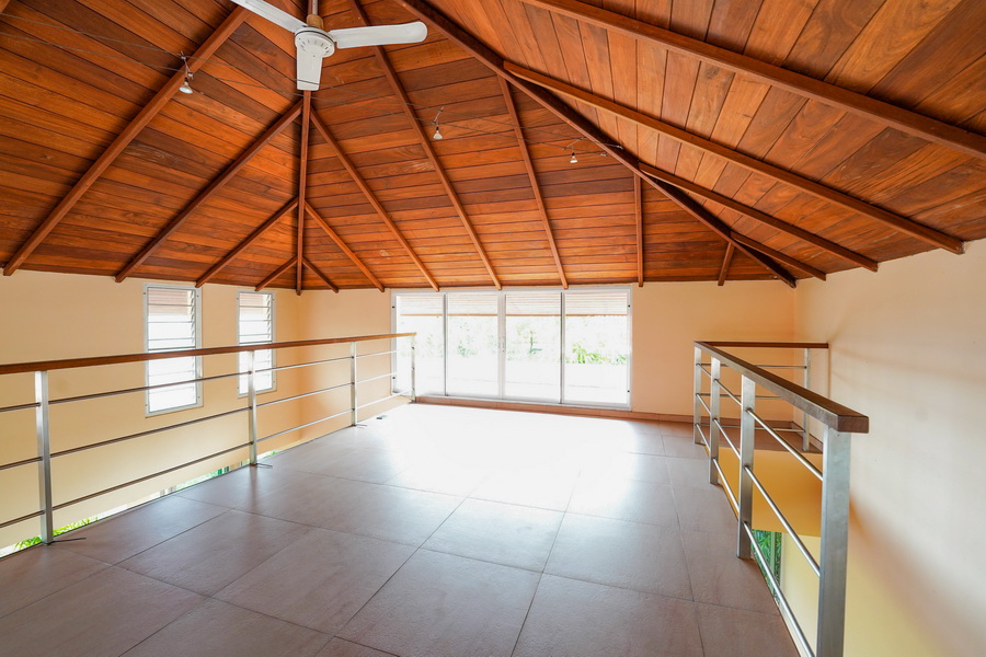 Property image - gallery 29