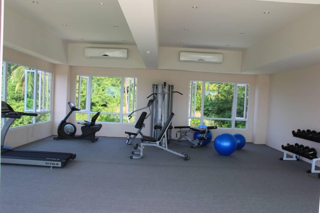 Сногсшибательные апартаменты с 2 спальнями и с видом на бассейн в проекте Си энд Cкай, на пляже Карон