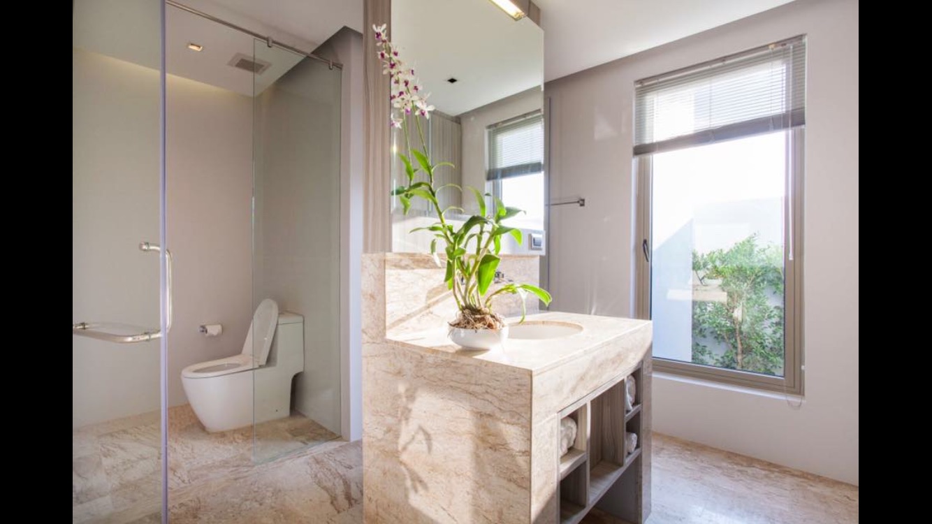 Property image - gallery 8