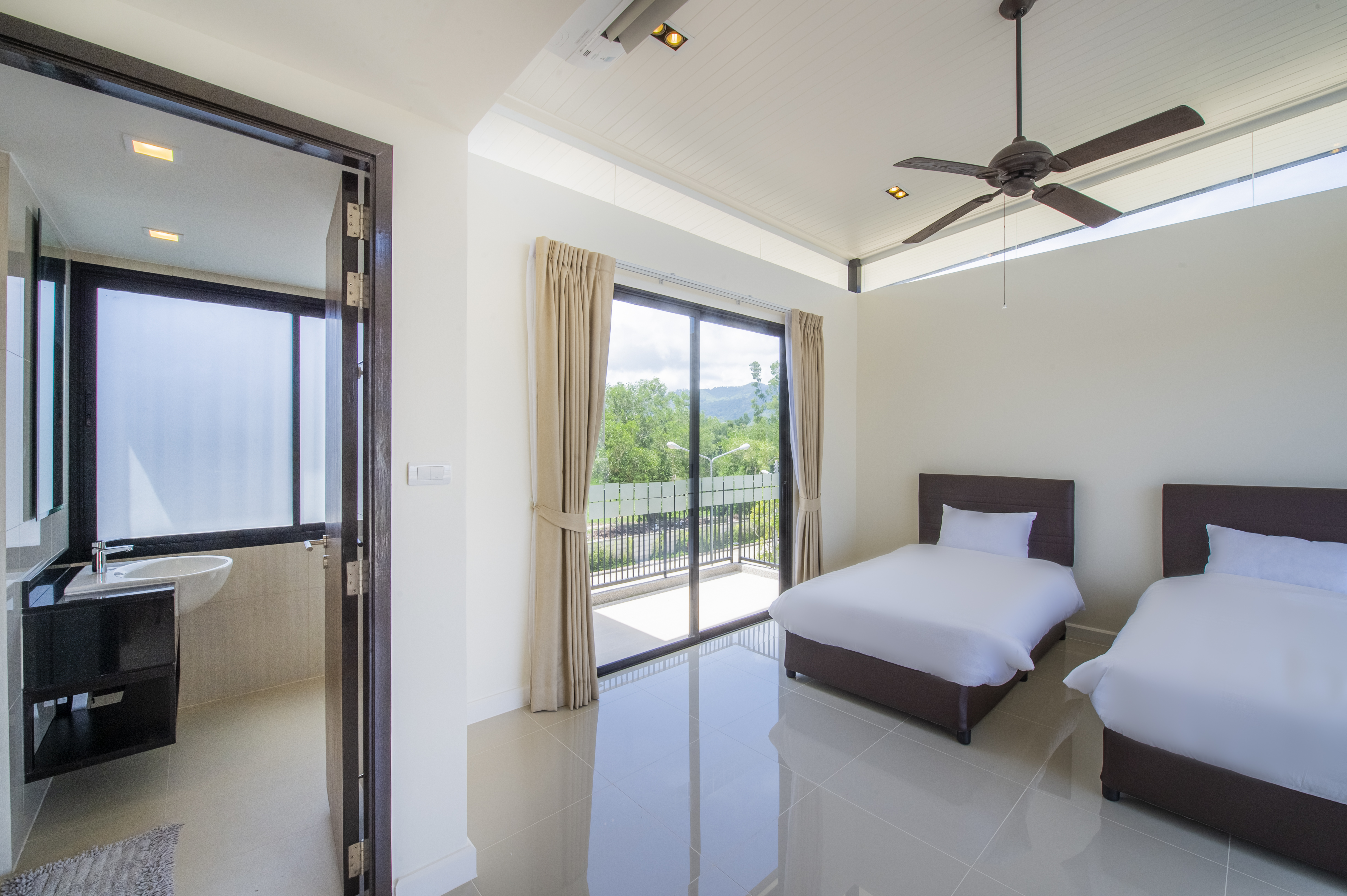 Property image - gallery 24