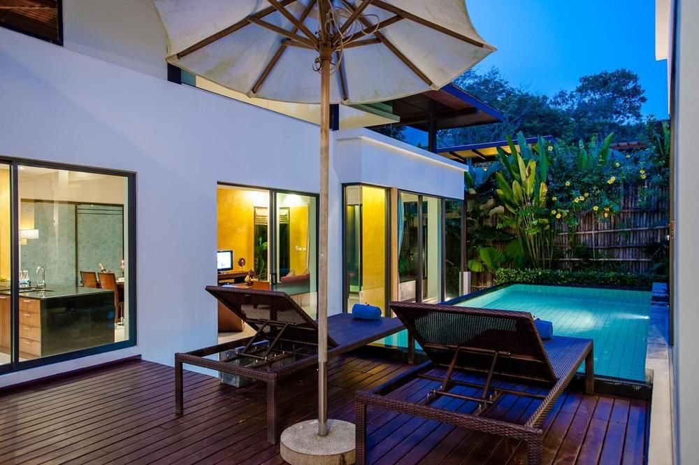 Cтильная вилла с 3 спальнями и с видом на бассейн в проекте Лав Лаян, на пляже Лаян 