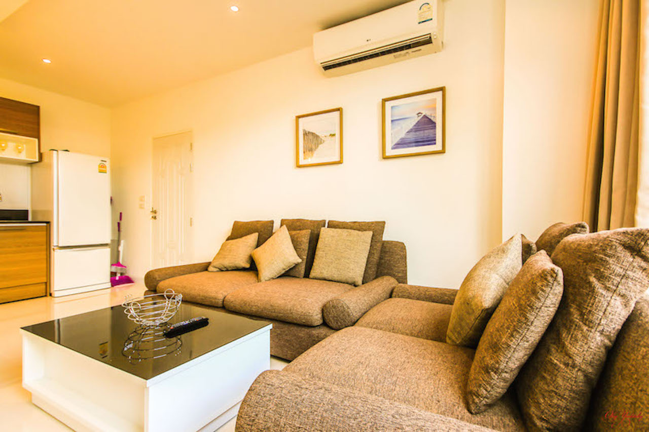 Прекрасные апартаменты с 2 спальнями и с видом на бассейн в проекте Лаго, на пляже Найхарн